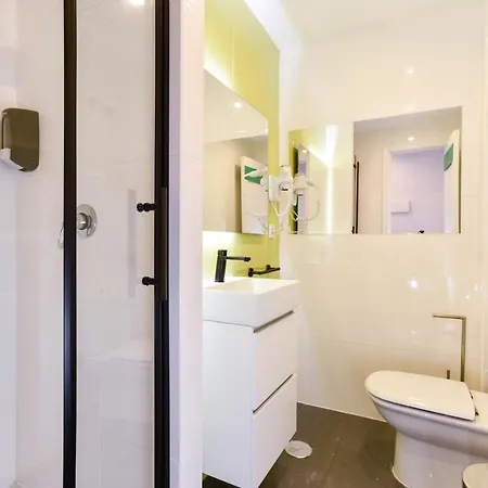 Hotel Kuve
